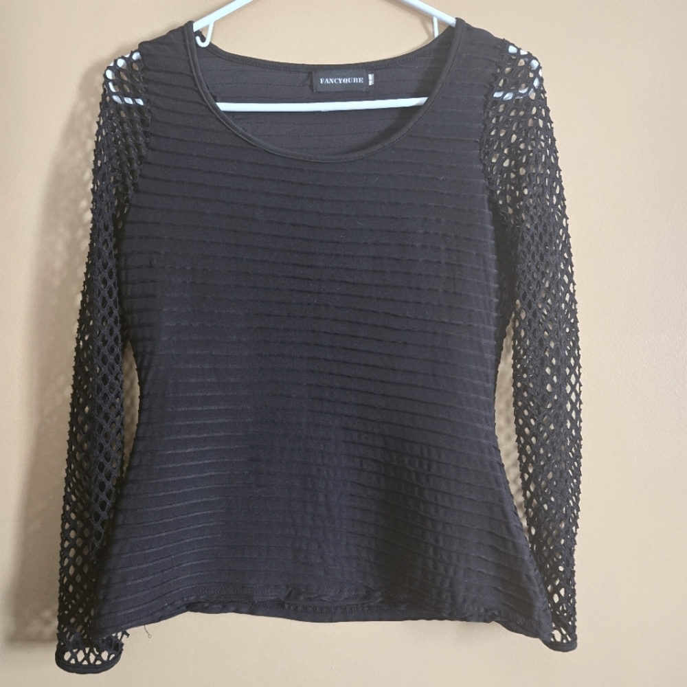 Fancyqube Form Fitting Top with Netting Sleeves PTP=16"